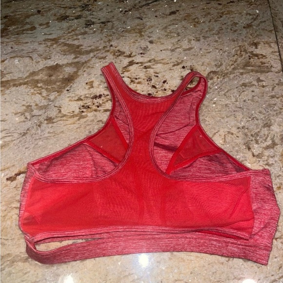 CHESTEEE - Picture 2 of 2